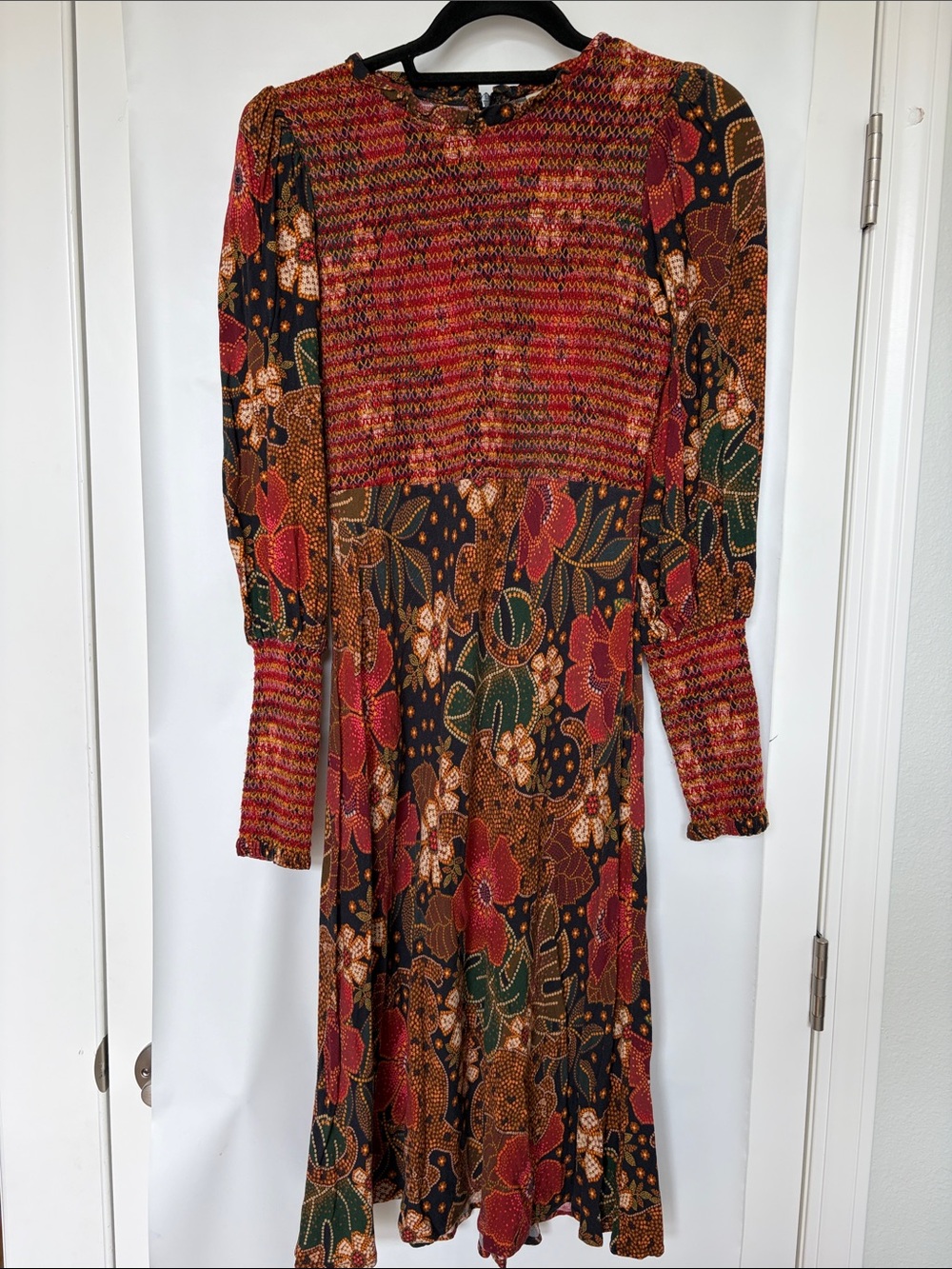 Farm Rio Boho Floral Long-Sleeve Midi Dress Smocked Top Tropical Floral M